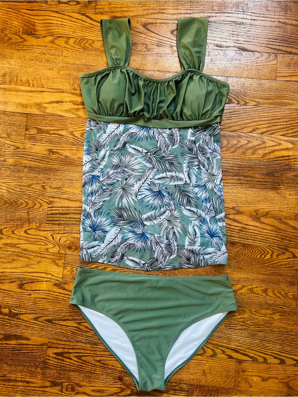 3XL Olive Green Palm-Print Tankini Top w Solid Bikini Bottom